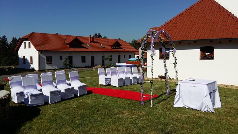 Penzion U Farmáře Chotoviny Esterno foto
